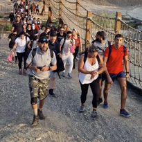 Hiking untuk Pemula di UEA: Tips Esensial