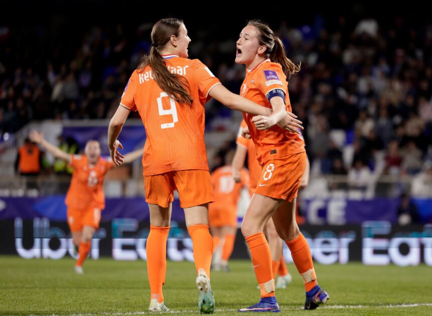 Prancis ditahan 1-1 oleh Belanda saat Kaptein membatalkan Katoto di kualifikasi yang menegangkan