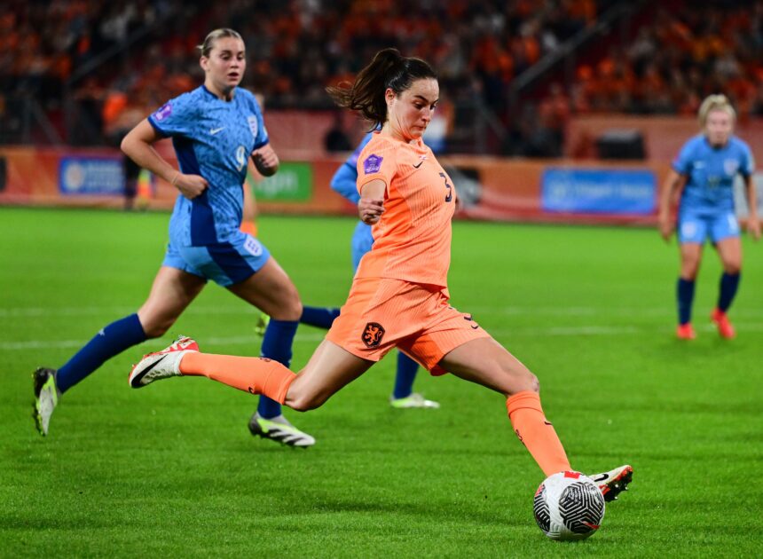 Tottenham Hotspur Wanita Rekrut Caitlin Dijkstra Dari Wolfsburg