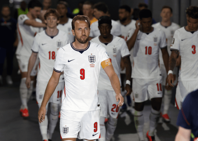 Inggris bertemu Ghana saat Three Lions menargetkan babak sistem gugur