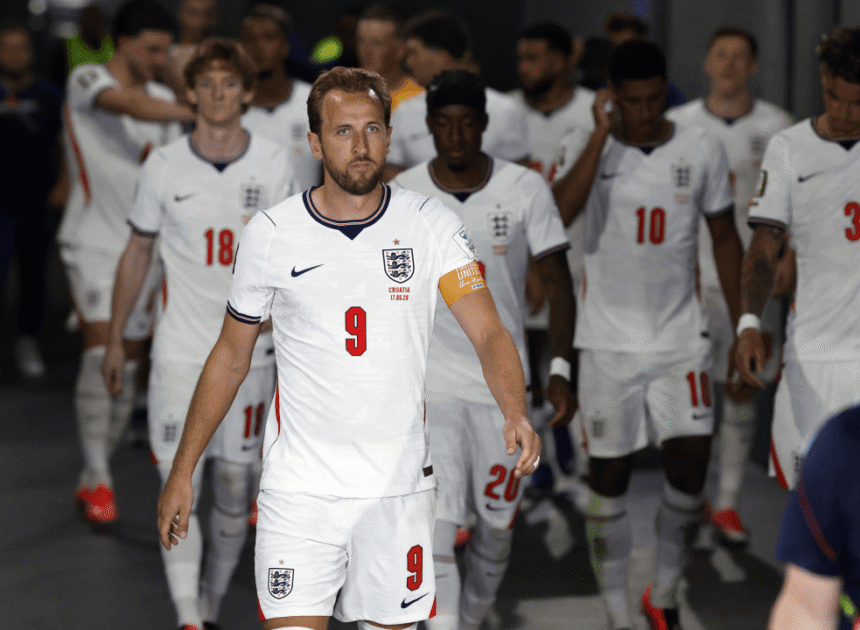 Inggris bertemu Ghana saat Three Lions menargetkan babak sistem gugur