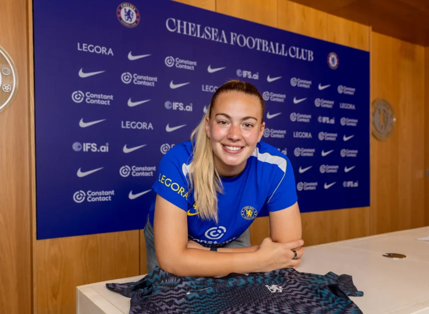 Chelsea Extend Goalkeeper Contract Before Nottingham Forest Loan